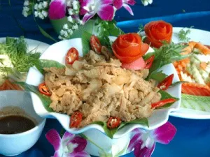 Thịt chua - đặc sản Phú Thọ níu chân bao du khách